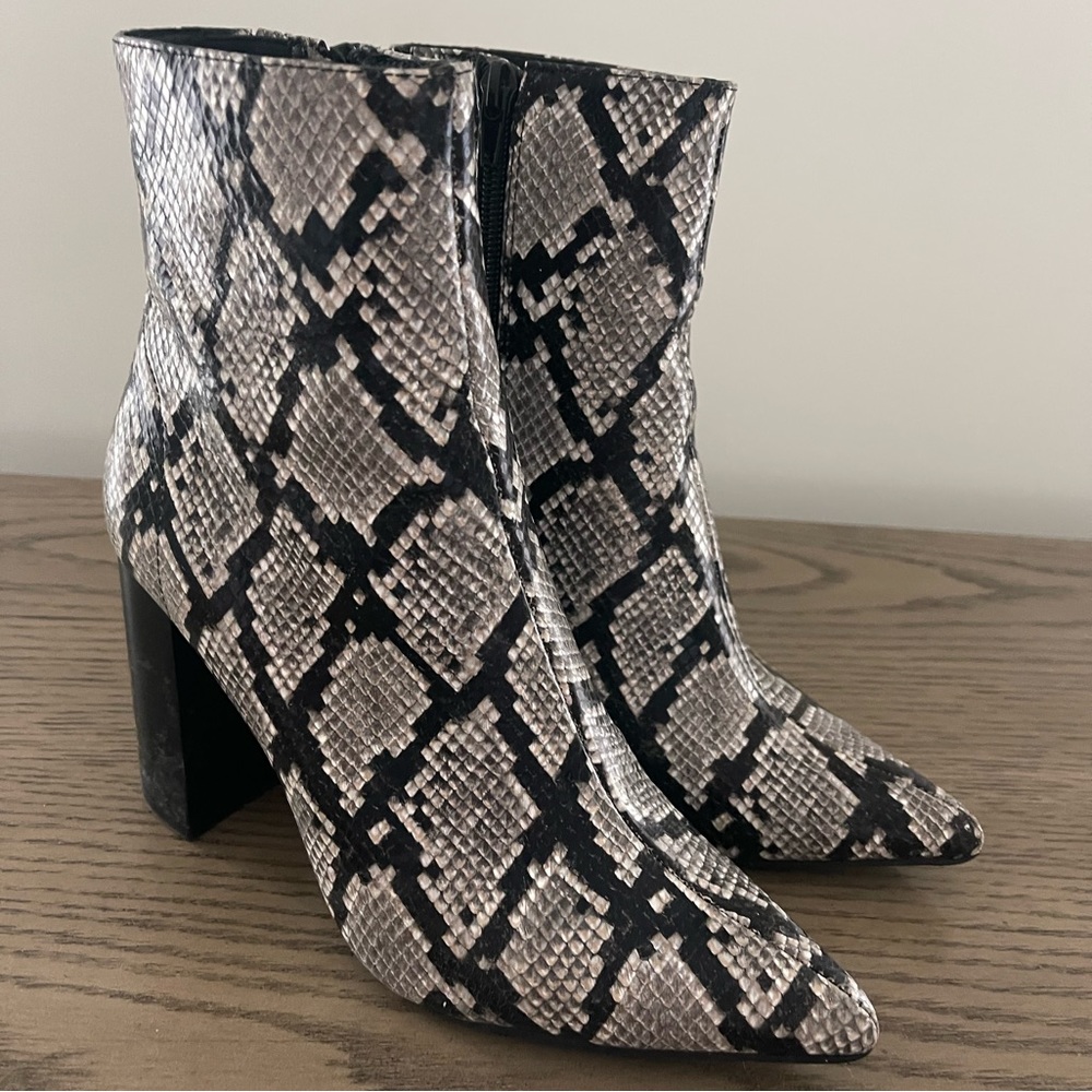 Jeffrey Campbell Snakeskin Booties-Size 7